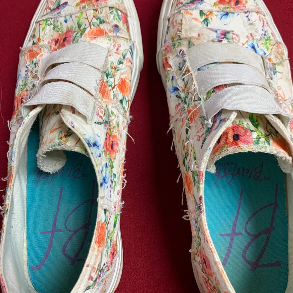 Blowfish slip on tennis shoes